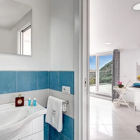 Sunrise By Gocce Apartment Nerano